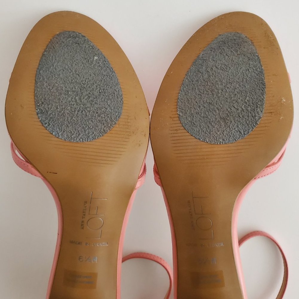 Ann Taylor Loft Leather Ankle Strap 3" Wood Heel Sandals | Like New | 6.5 | Pink - Picture 11 of 16